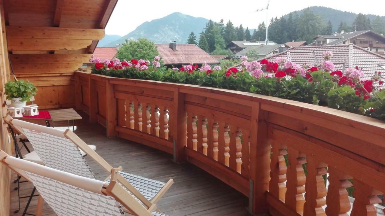 ライト・イム・アルプバッハタールDorfjuwel Alpbachtalアパートメント エクステリア 写真