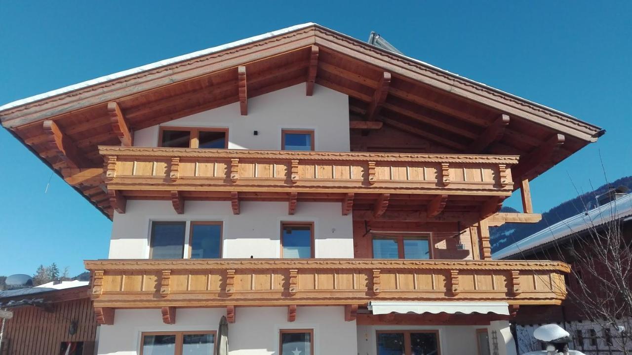 ライト・イム・アルプバッハタールDorfjuwel Alpbachtalアパートメント エクステリア 写真